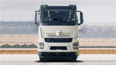 Шаси на дизелов камион 8*4 за миксер/дъмпи